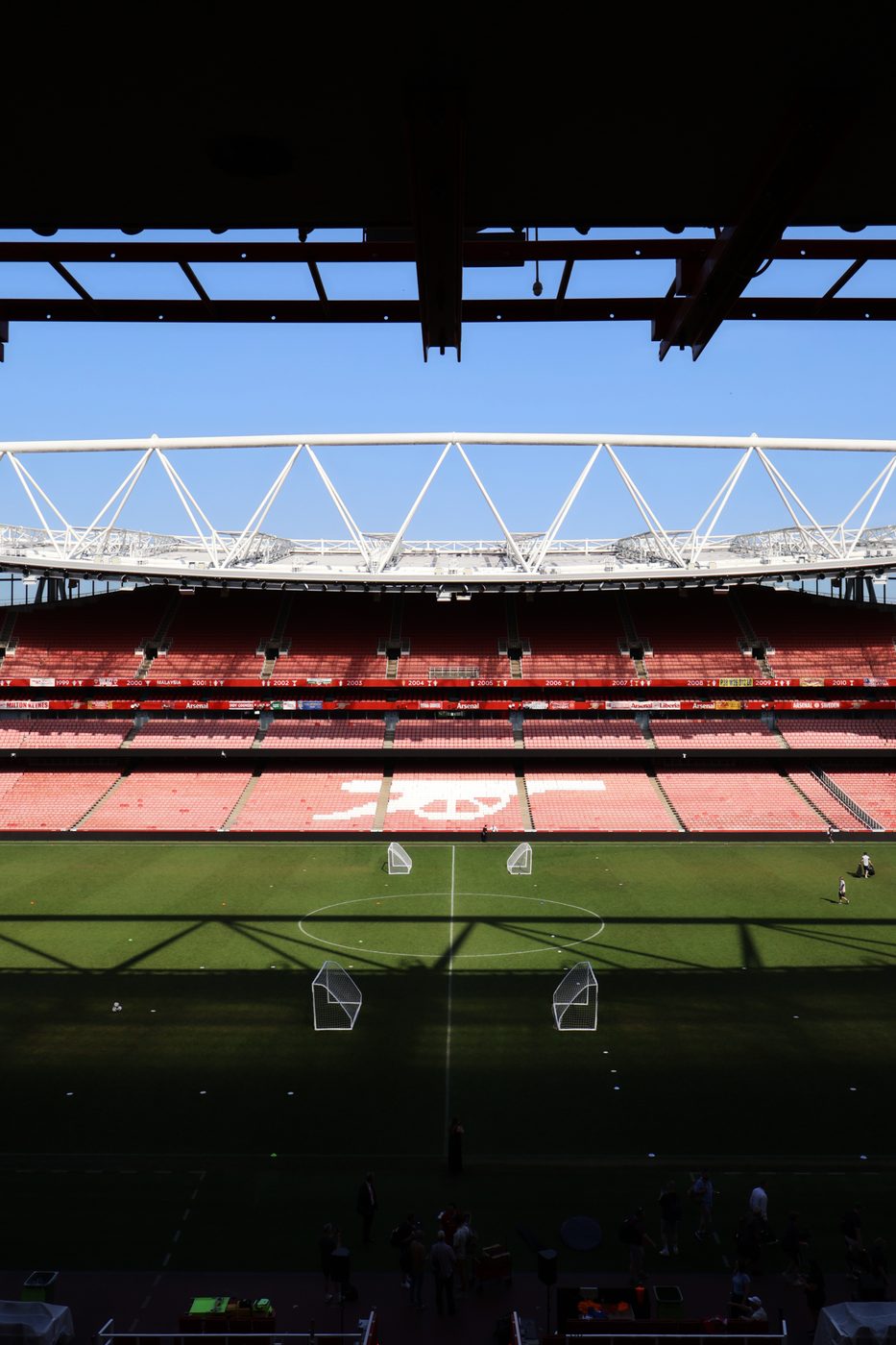 The day 16 teams, an Arsenal coronation and a worthy cause made the Emirates truly unforgettable